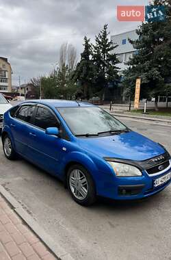 Хэтчбек Ford Focus 2006 в 
