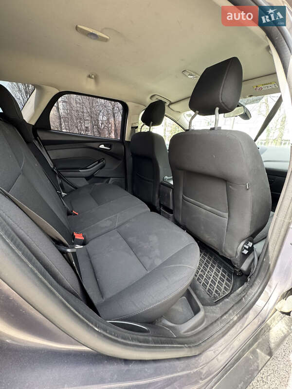 Универсал Ford Focus 2015 в Киеве фото 6 Универсал Ford Focus 2015 в Киеве