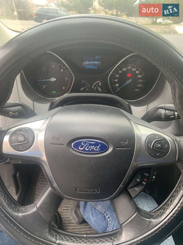 Универсал Ford Focus 2011 в Львове