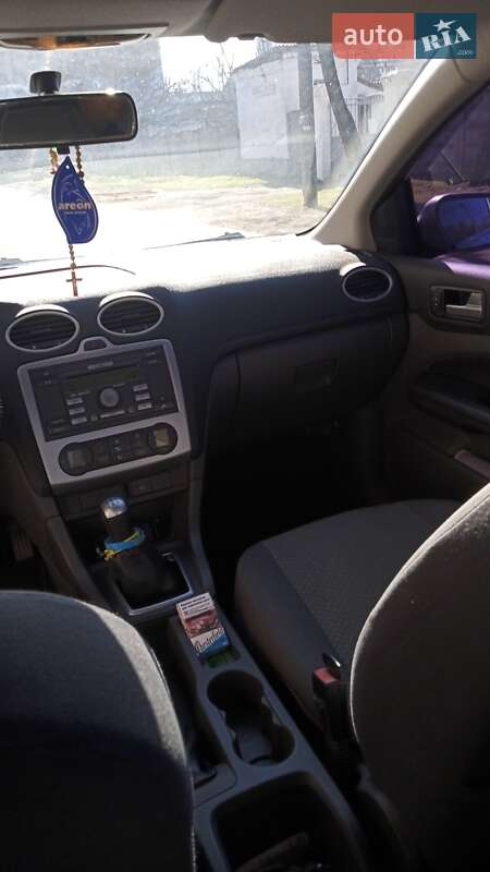 Универсал Ford Focus 2006 в Николаеве фото 8 Универсал Ford Focus 2006 в Николаеве