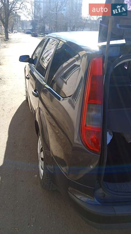 Универсал Ford Focus 2006 в Николаеве фото 13 Универсал Ford Focus 2006 в Николаеве