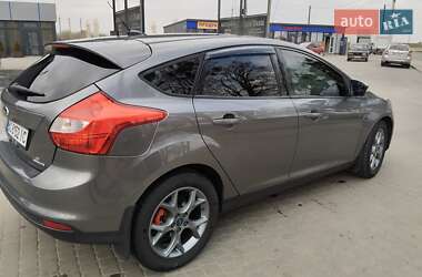 Хэтчбек Ford Focus 2013 в 