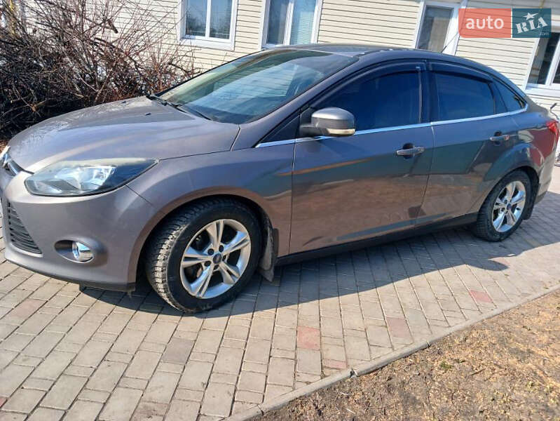Хэтчбек Ford Focus 2011 в Золотоноше