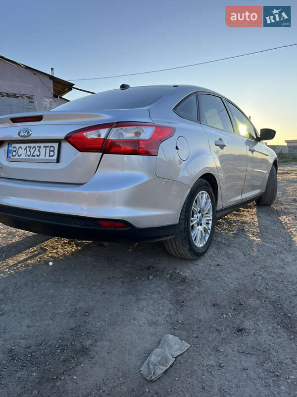 Седан Ford Focus 2011 в Львове