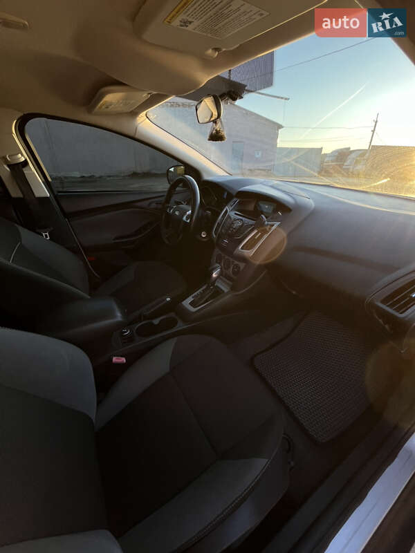 Седан Ford Focus 2011 в Львове
