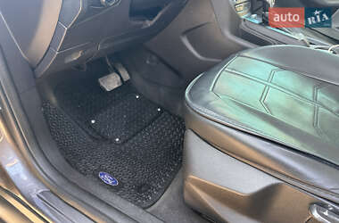 Седан Ford Focus 2014 в Кривом Роге
