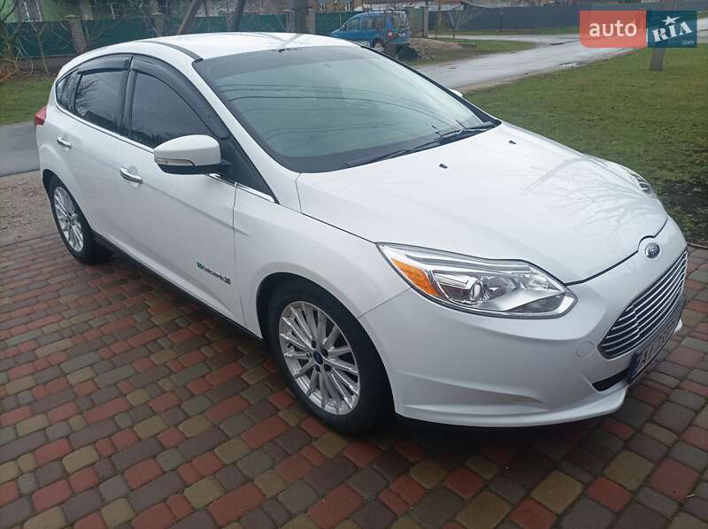 Хэтчбек Ford Focus 2018 в Кагарлыке фото 3 Хэтчбек Ford Focus 2018 в Кагарлыке