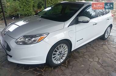 Хэтчбек Ford Focus 2018 в 