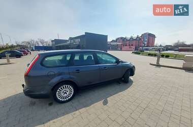 Универсал Ford Focus 2010 в 
