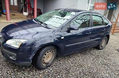 Хэтчбек Ford Focus 2006 в 