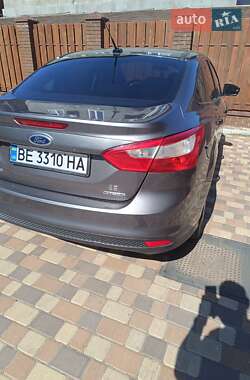 Седан Ford Focus 2012 в Очакове