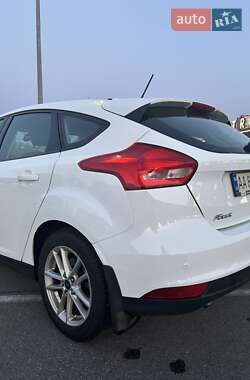 Хэтчбек Ford Focus 2017 в 