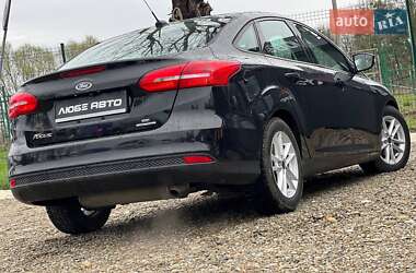 Седан Ford Focus 2016 в 