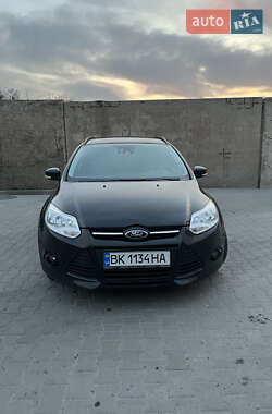 Универсал Ford Focus 2012 в 