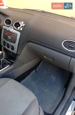 Хетчбек Ford Focus 2007 в 