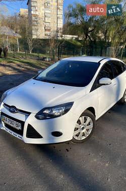 Хэтчбек Ford Focus 2014 в 