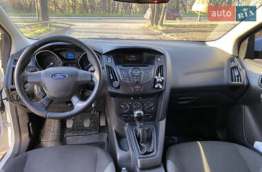 Хэтчбек Ford Focus 2014 в 