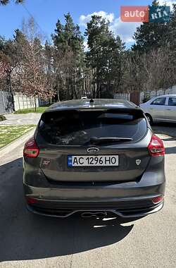 Хэтчбек Ford Focus 2017 в 