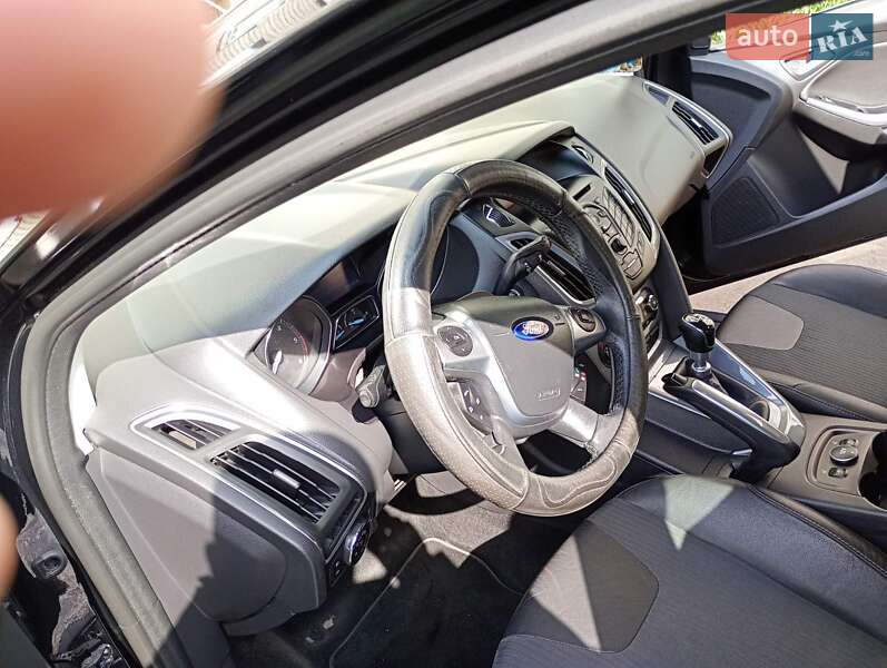 Универсал Ford Focus 2011 в Здолбунове