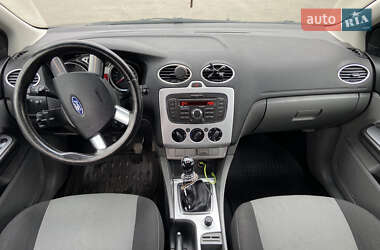 Универсал Ford Focus 2010 в 