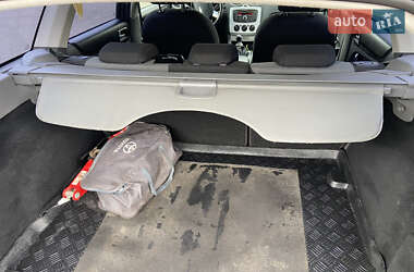 Универсал Ford Focus 2010 в 