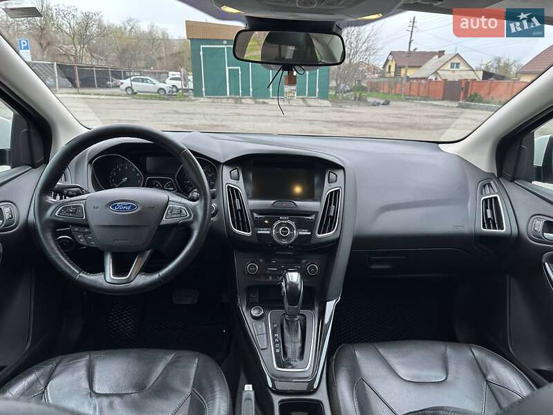 Седан Ford Focus 2016 в Днепре