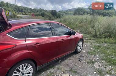 Хетчбек Ford Focus 2015 в 