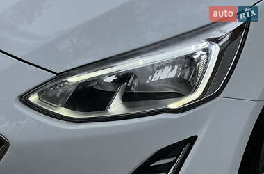 Хэтчбек Ford Focus 2019 в 