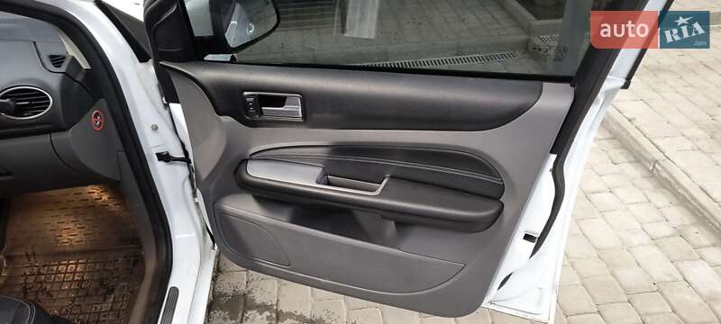 Универсал Ford Focus 2009 в Хмельницком