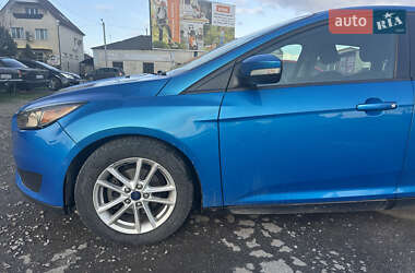 Седан Ford Focus 2015 в 