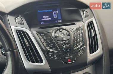 Универсал Ford Focus 2012 в 