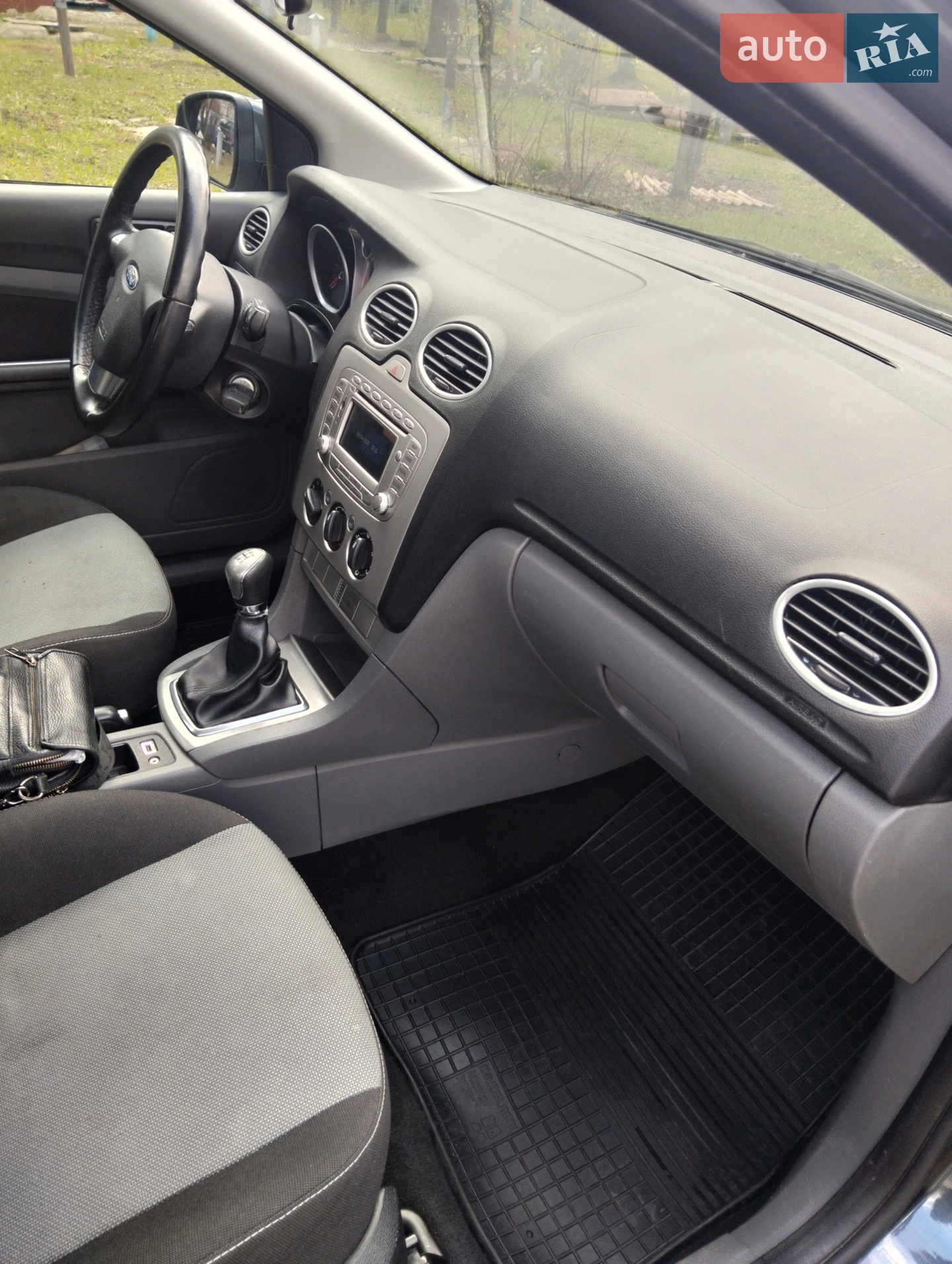 2010 Ford Focus - мініатюра 14