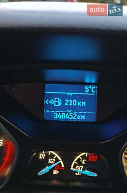 Универсал Ford Focus 2013 в 