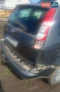 Минивэн Ford Focus 2005 в Горохове