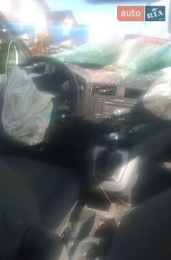 Минивэн Ford Focus 2005 в Горохове