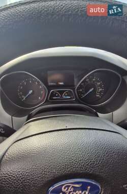 Седан Ford Focus 2016 в 