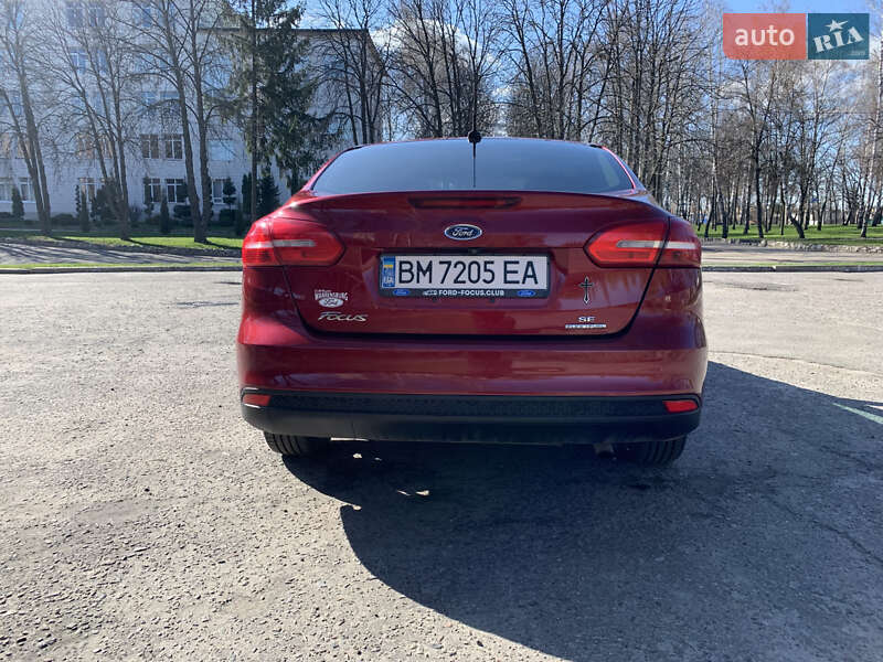Седан Ford Focus 2015 в Сумах