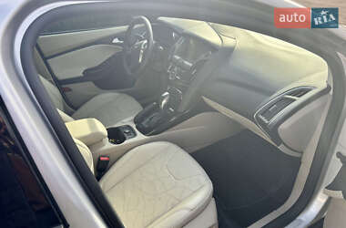 Хэтчбек Ford Focus 2014 в 