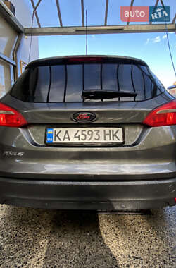 Универсал Ford Focus 2016 в 