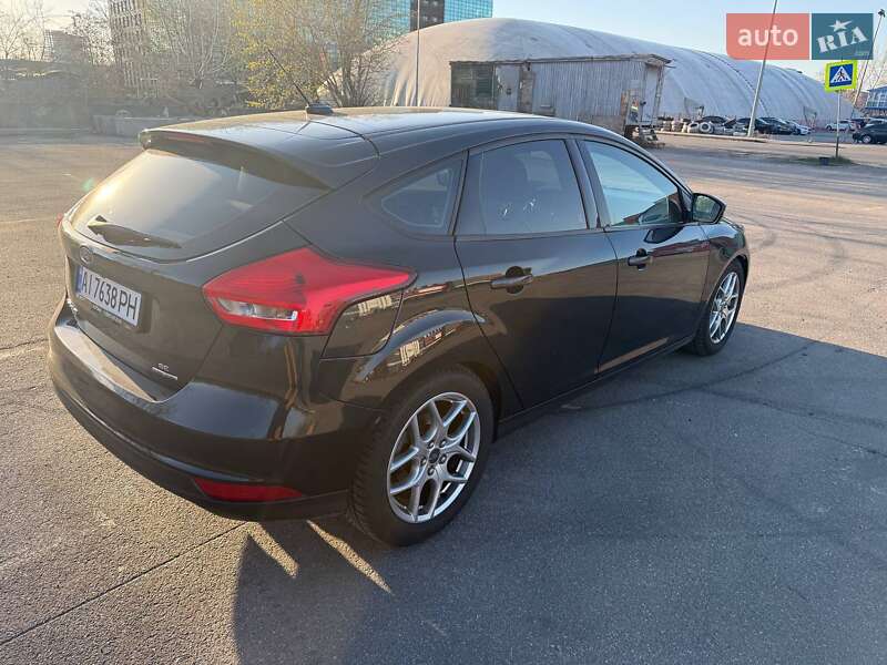 Хэтчбек Ford Focus 2015 в Киеве