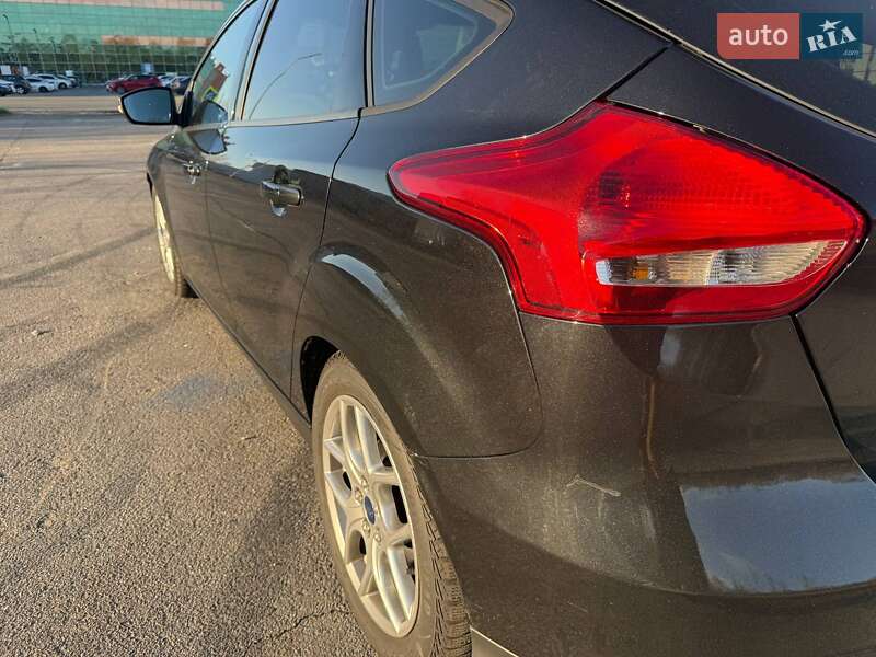 Хэтчбек Ford Focus 2015 в Киеве