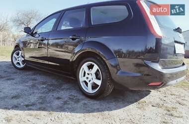 Универсал Ford Focus 2010 в 