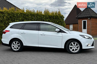 Универсал Ford Focus 2014 в 