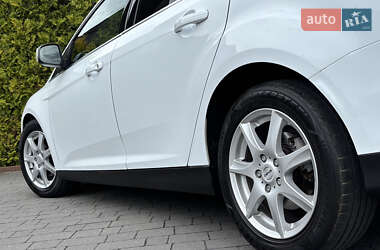 Универсал Ford Focus 2014 в 