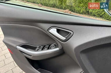 Универсал Ford Focus 2014 в 