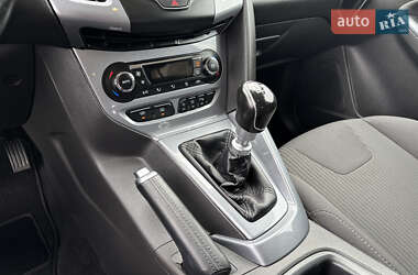 Универсал Ford Focus 2014 в 