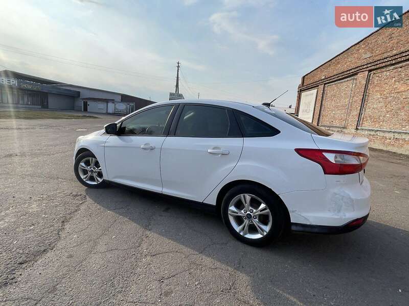 Седан Ford Focus 2013 в Чернигове фото 6 Седан Ford Focus 2013 в Чернигове