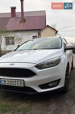 Хэтчбек Ford Focus 2016 в 