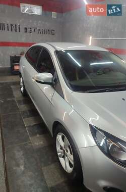 Седан Ford Focus 2014 в 