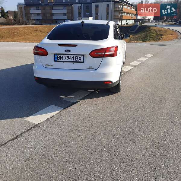 Седан Ford Focus 2015 в Львове